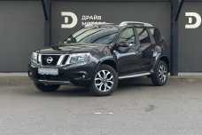 Nissan Terrano D10