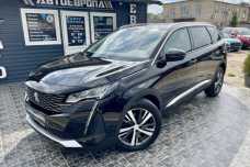Peugeot 5008 II  Рестайлинг, 2021, пробег 215026 км