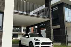 Porsche Macan I  Рестайлинг, 2021, пробег 37300 км