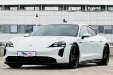 Porsche Taycan , 2022, пробег 47000 км
