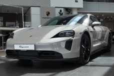 Porsche Taycan , 2022, пробег 89941 км