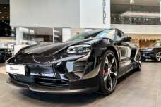 Porsche Taycan , 2023, пробег 2200 км