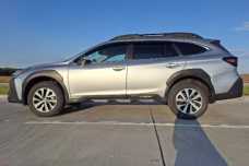Subaru Outback VI  Рестайлинг, 2023, пробег 24000 км