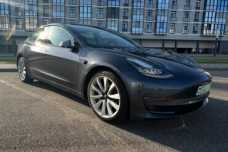 Tesla Model 3 I, 2018, пробег 75500 км