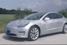 Tesla Model 3 I