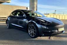 Tesla Model 3 I