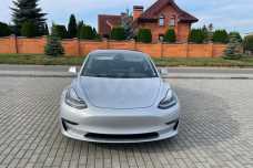 Tesla Model 3 I