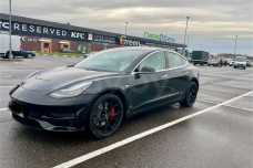 Tesla Model 3 I