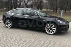 Tesla Model 3 I