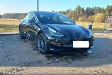 Tesla Model 3 I
