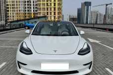 Tesla Model 3 I