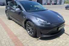 Tesla Model 3 I