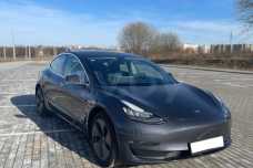 Tesla Model 3 I