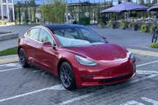 Tesla Model 3 I