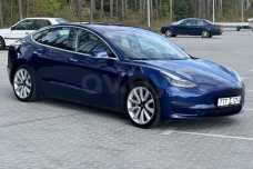 Tesla Model 3 I