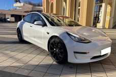 Tesla Model 3 I