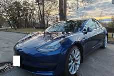 Tesla Model 3 I
