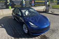 Tesla Model 3 I