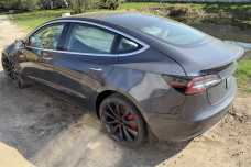 Tesla Model 3 I