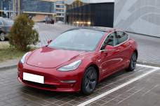 Tesla Model 3 I