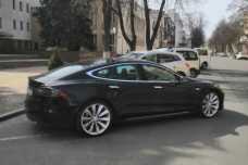 Tesla Model S I, 2013, пробег 181000 км