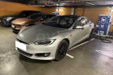 Tesla Model S I
