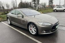 Tesla Model S I