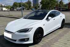 Tesla Model S I  Рестайлинг, 2016, пробег 165000 км
