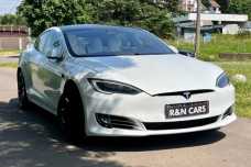 Tesla Model S I  Рестайлинг, 2017, пробег 215000 км