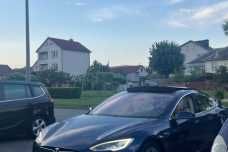 Tesla Model S I  Рестайлинг, 2018, пробег 200000 км