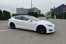Tesla Model S I Рестайлинг