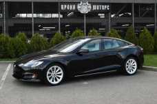 Tesla Model S I Рестайлинг