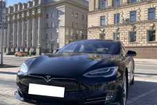 Tesla Model S I Рестайлинг