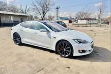 Tesla Model S I Рестайлинг