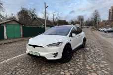 Tesla Model X I