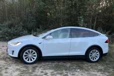 Tesla Model X I