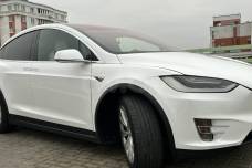 Tesla Model X I