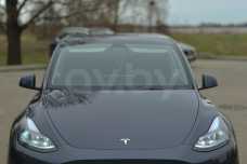 Tesla Model Y I