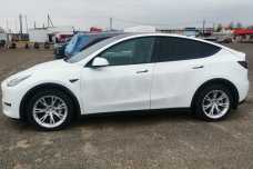 Tesla Model Y I