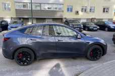 Tesla Model Y I