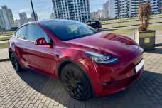 Tesla Model Y I