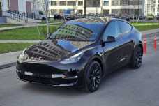 Tesla Model Y I