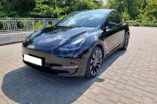 Tesla Model Y I