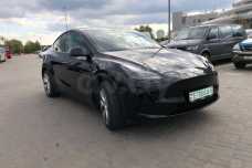 Tesla Model Y I