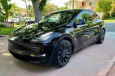 Tesla Model Y I