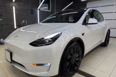 Tesla Model Y I