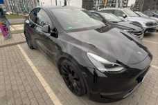 Tesla Model Y I