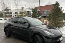 Tesla Model Y I