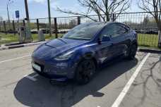 Tesla Model Y I