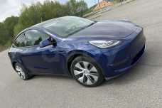 Tesla Model Y I